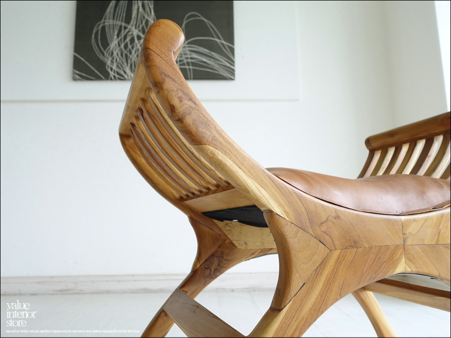 イタリアクラシック家具 高級 本革張り 猫脚 鋲打 彫刻 オットマン